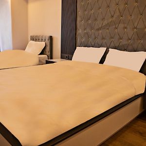 Parla Suite Hotel